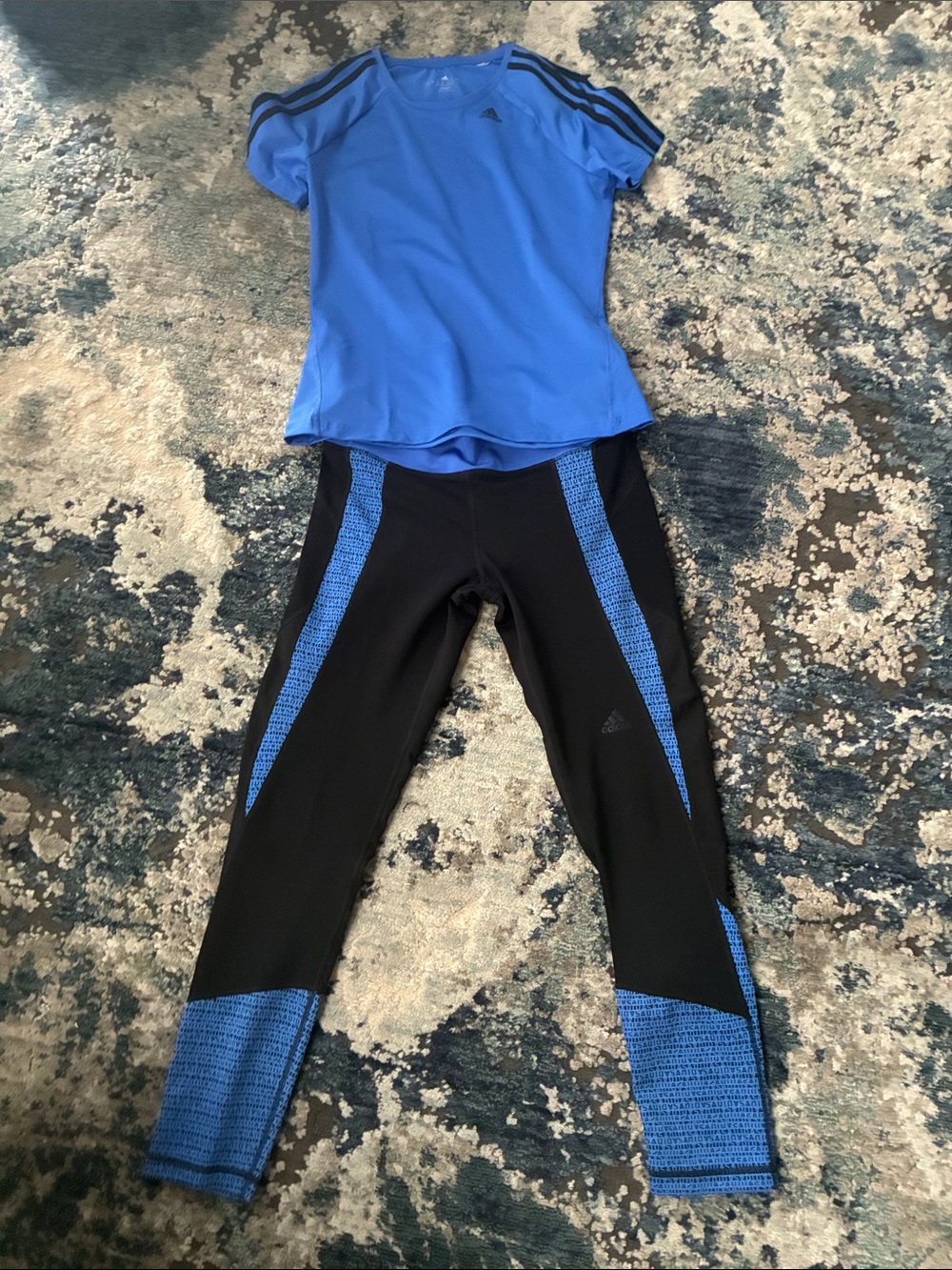 adidas Blue Tee with Black Leggings Featuring Blue Accents